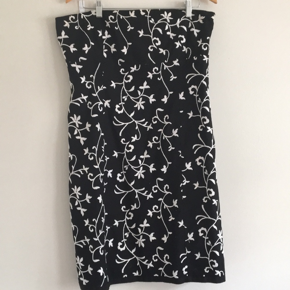 Simple Floral Black Dress